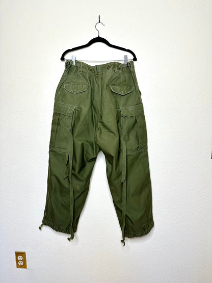 50’s US Military M-1951 Cotton OG Cargo Field Trousers (Men’s M)