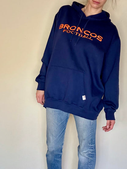 Y2K Vintage Denver Broncos Hoodie
(Unisex XL)