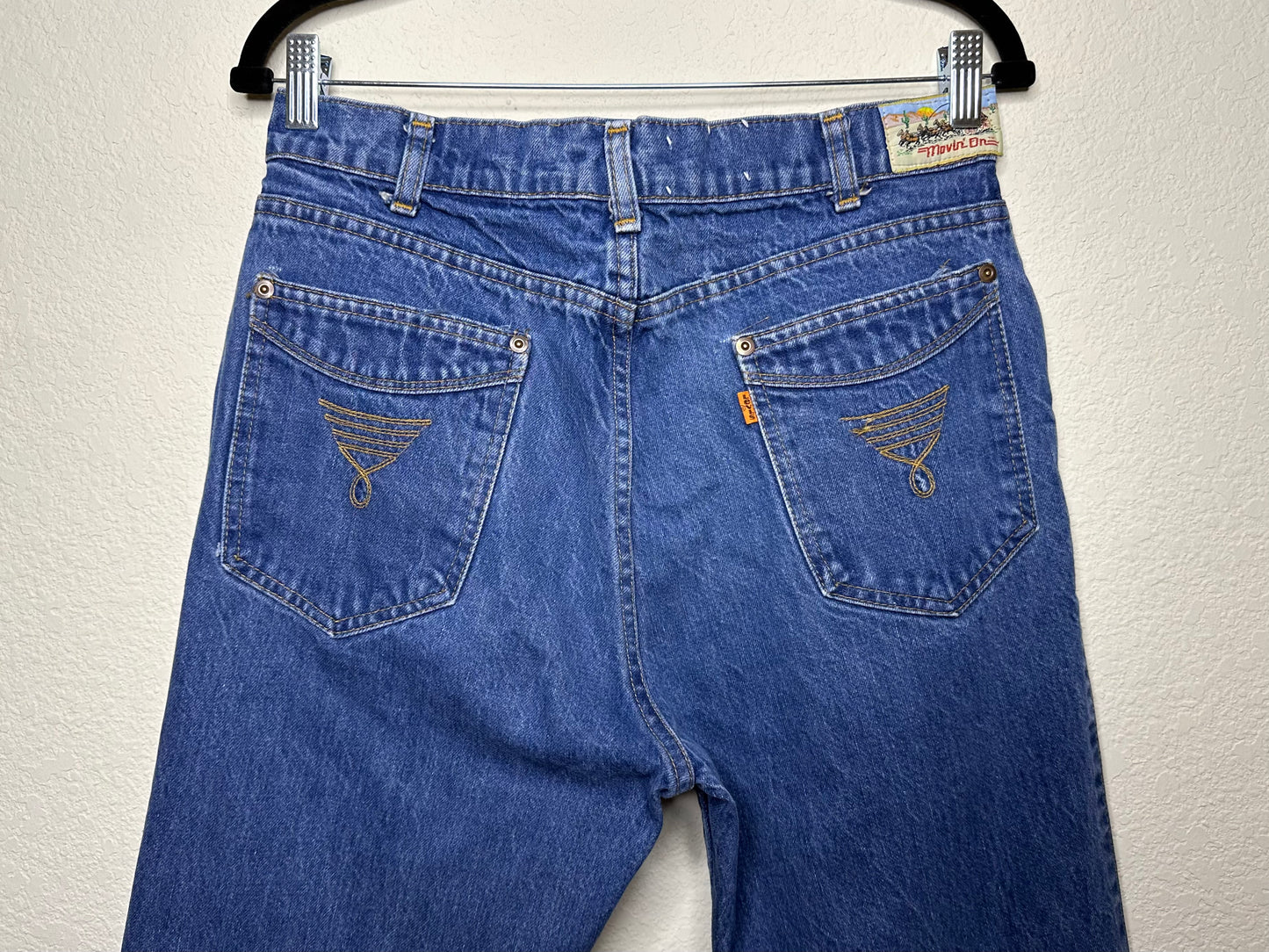 70’s Levi’s Movin’ On Riveted Orange Tab Bootcut Jeans (32x31/Modern 8/10)