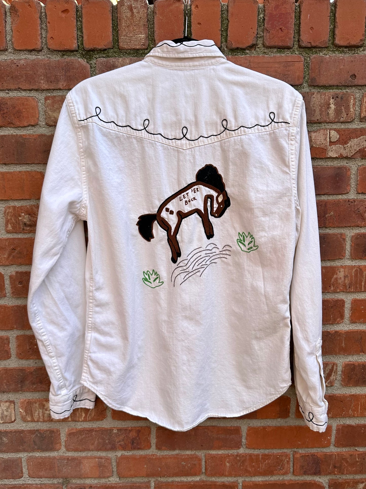 Custom Hand Embroidered “Let ‘Er Buck” Western Shirt (Unisex M)