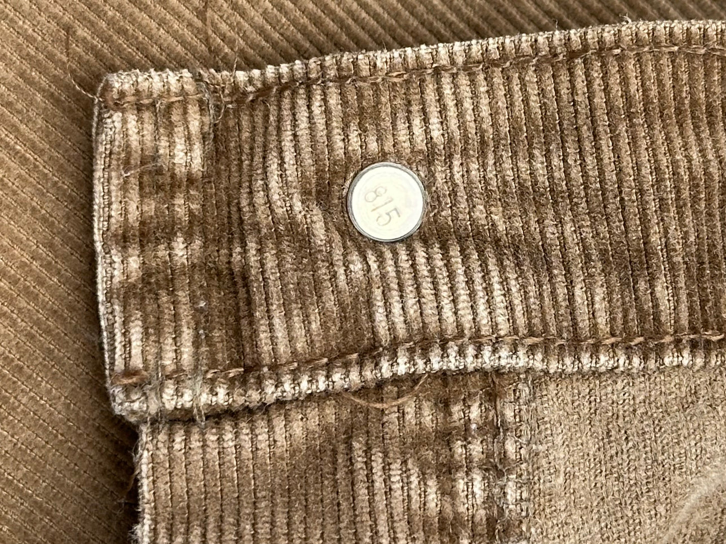 80’s Levi’s 519 “Californian” Corduroy White Tab Pants (Men’s 32/ Women’s 30)
