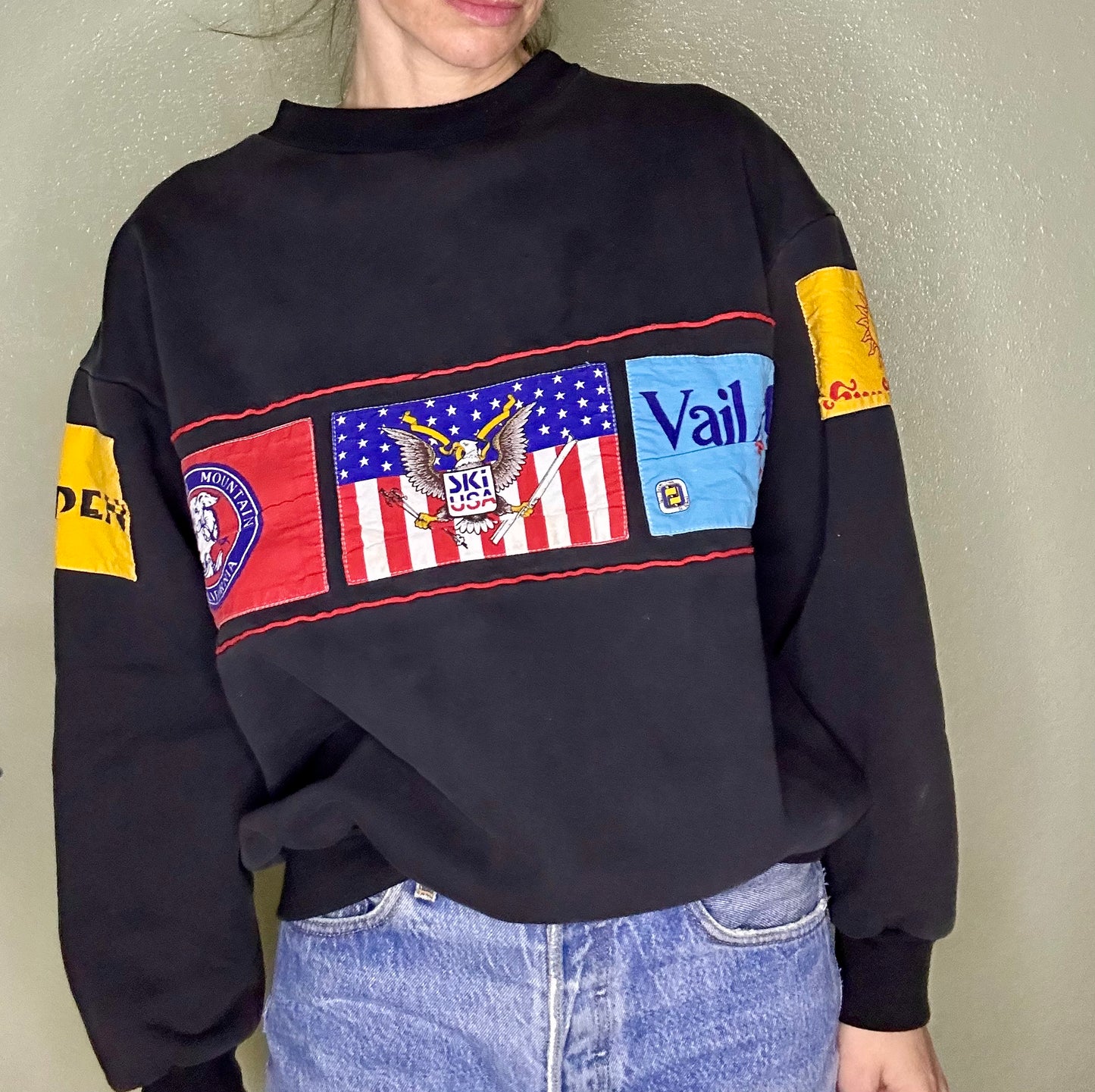 Rare 90s Heavyweight USA Ski Resort Patchwork Sweatshirt (Unisex L/XL)