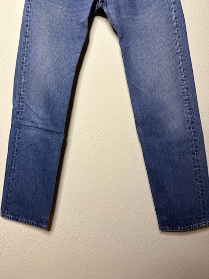 80’s Levi’s 501 USA Jeans (Men’s 31x34/ Women’s 8)