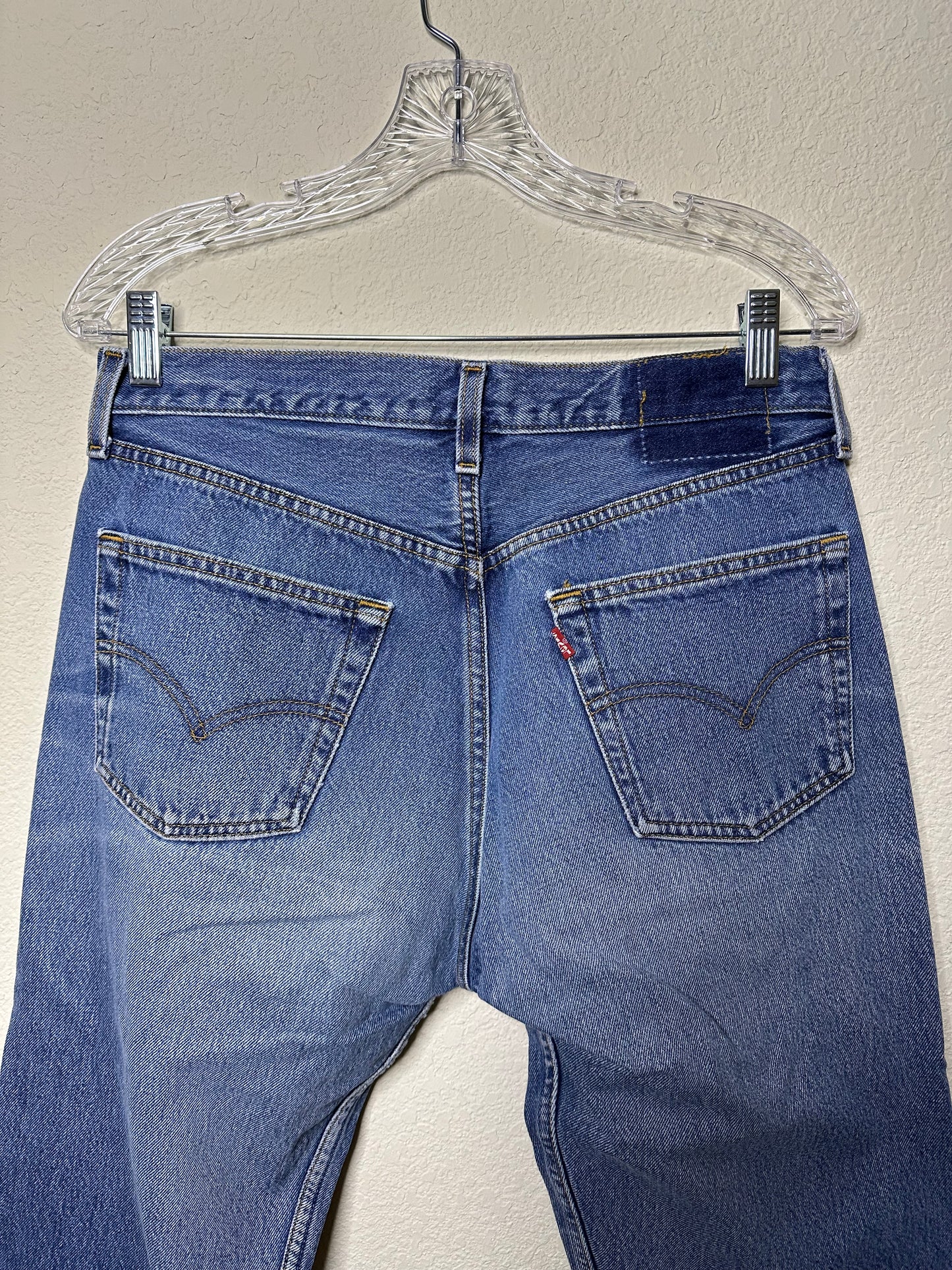 80’s Levi’s 501 USA Jeans (Men’s 31x34/ Women’s 8)