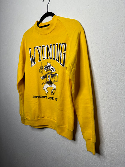 80’s Wyoming Cowboys Pistol Pete Raglan Sweatshirt USA (Unisex M)