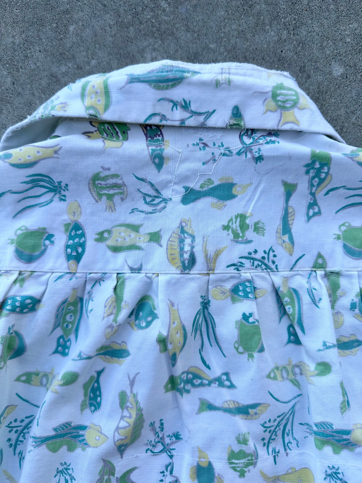 50’s Handmade Fish Printed Cotton Casual Shirt (Unisex S)