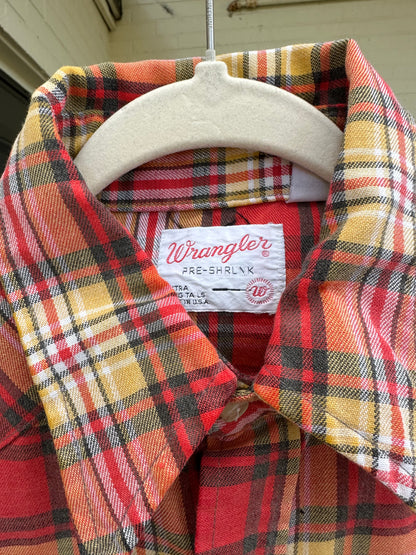 60’s Wrangler Cotton Plaid Pearl Snap Shirt (Men’s L)