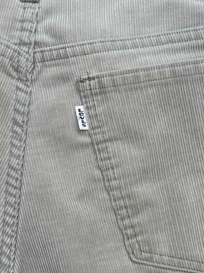 80’s Levi’s 519 “Californian” Corduroy White Tab Pants (Men’s 32/ Women’s 30)