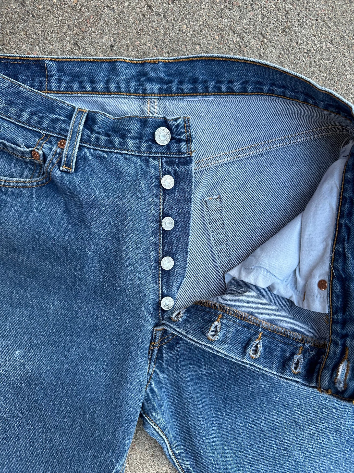 Y2K Levi’s 501XX STF Raw Denim Jeans (Men’s 33x33 / Women’s 31)