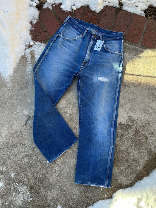 80’s-90’s Rustler Great Fades Distressed Crop Jeans (Men’s 31x27 / Women’s 30)