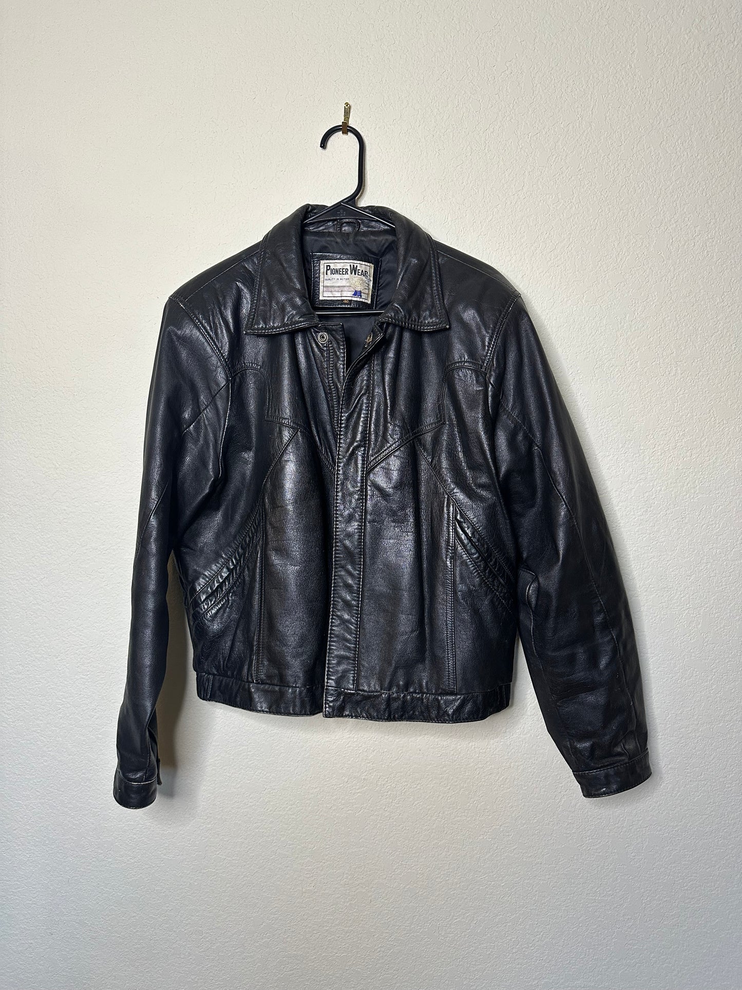 70’s Pioneer Wear Leather Western Bomber Jacket (Men’s 40/L)