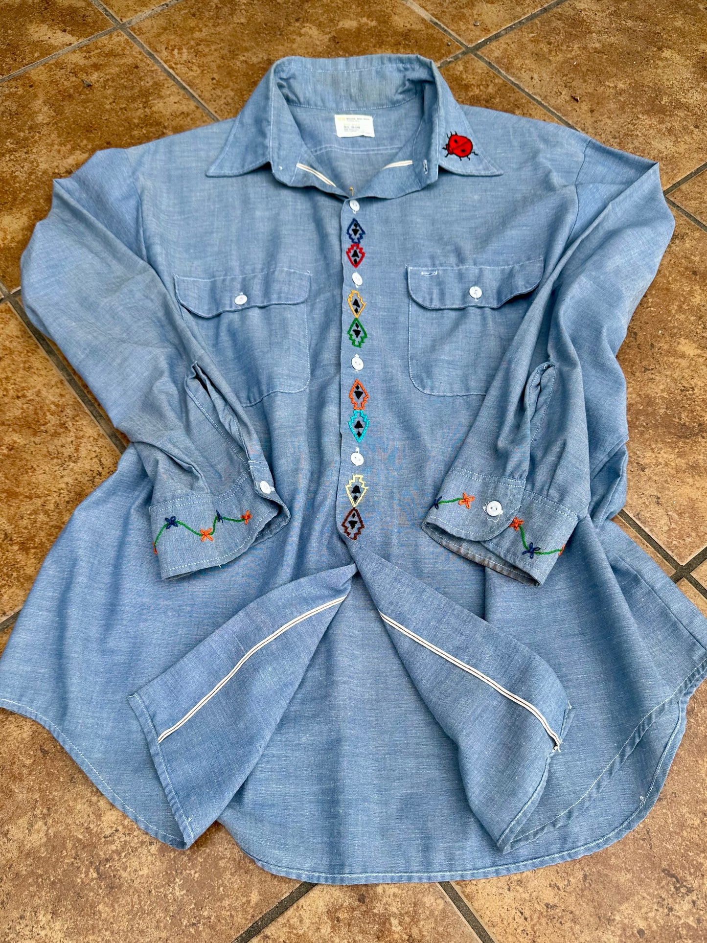 70’s Big Mac Selvedge Chambray Western Shirt w/ Hand Embroidery (Unisex XL)