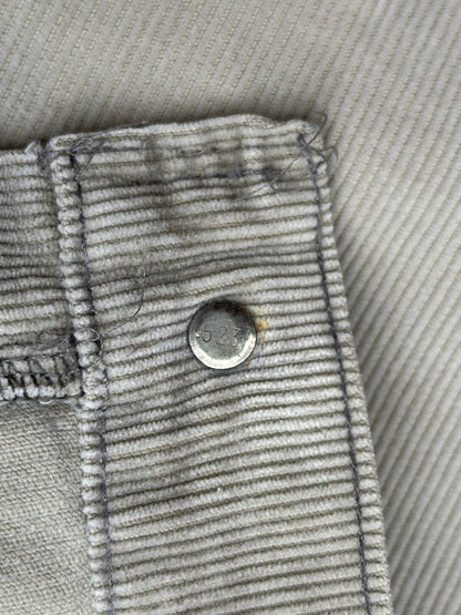 80’s Levi’s 519 “Californian” Corduroy White Tab Pants (Men’s 32/ Women’s 30)