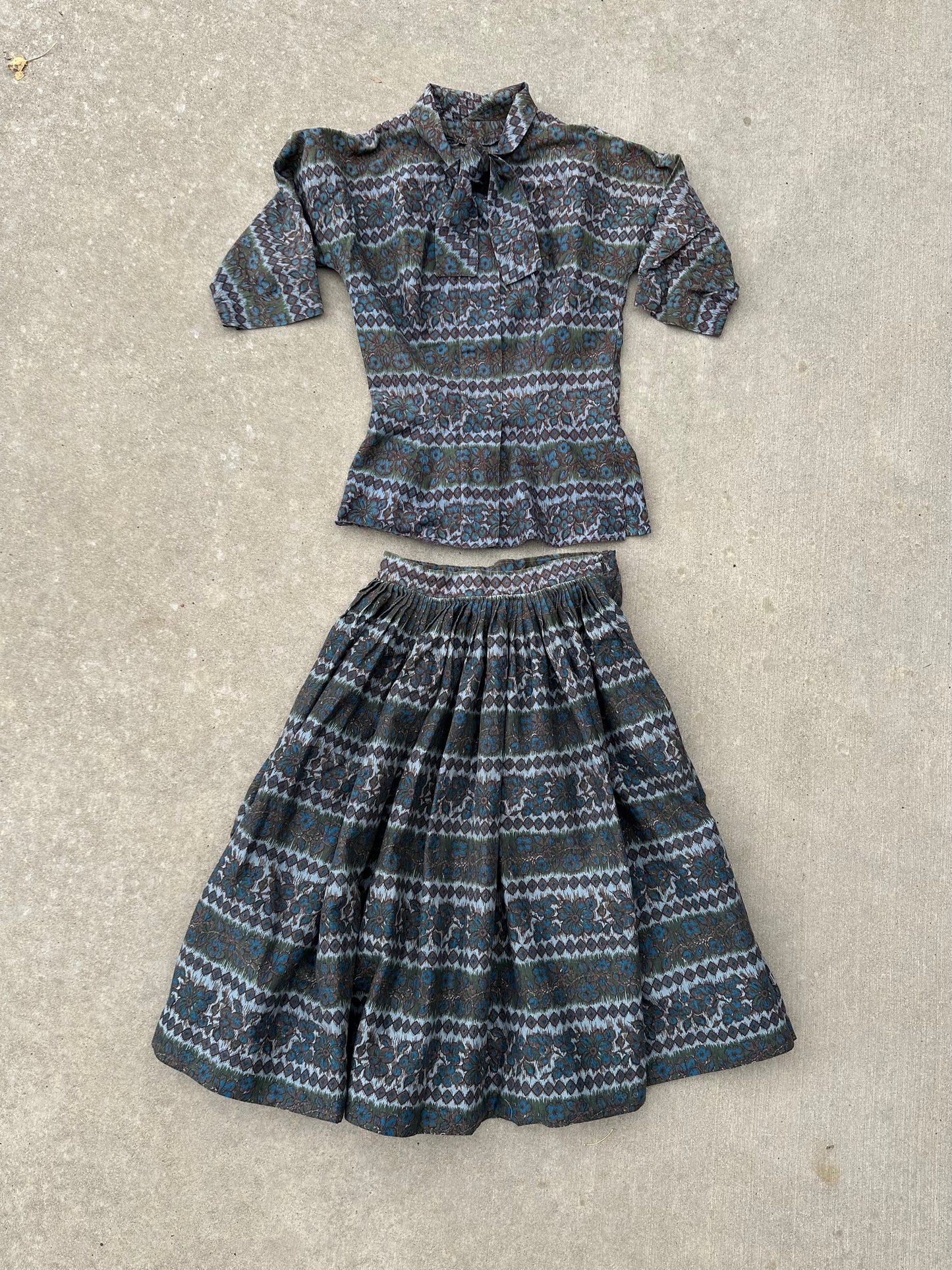 DROPPING SUNDAY: 50’s Handmade Skirt & Top (XS)