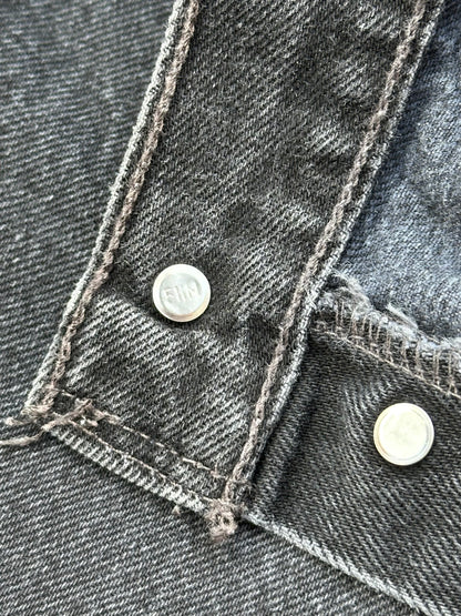 90’s Levi’s 501 Black Denim USA Jeans (Men’s 32x33/Women’s 30)