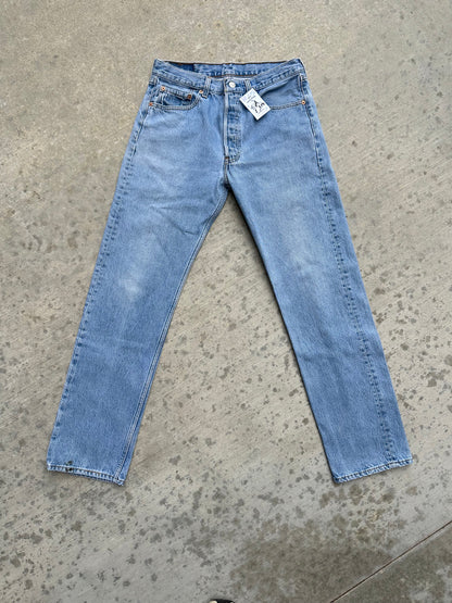 90’s Levi’s 501 Denim Jeans USA (Men’s 31x29 / Women’s 29)