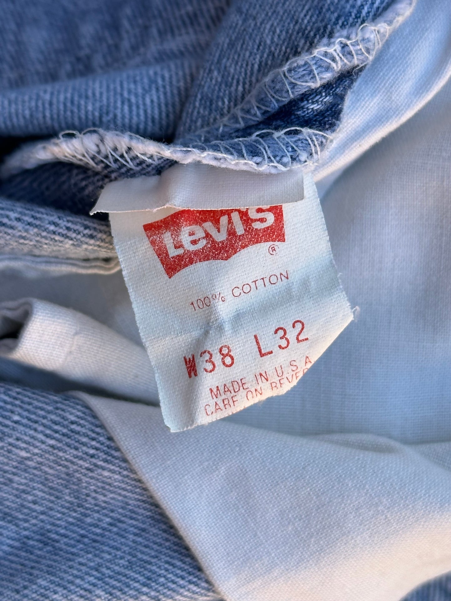 90’s Levi’s 501xx STF Sun Faded Light Denim Jeans USA (35x29/ Women’s 33)