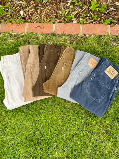 70’s Levi’s 517 Boot Cut Corduroy Pants (Men’s 29x31 / Women’s 27)