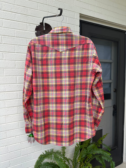 60’s Wrangler Cotton Plaid Pearl Snap Shirt (Men’s L)