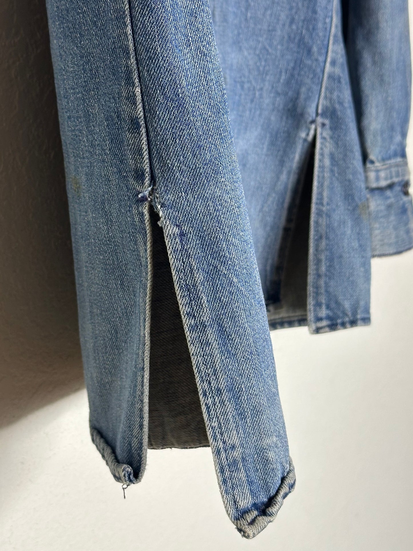 60’s LEVI’S “Big E” White Tab Denim Western Shirt Jacket (Men’s M / Women’s L)