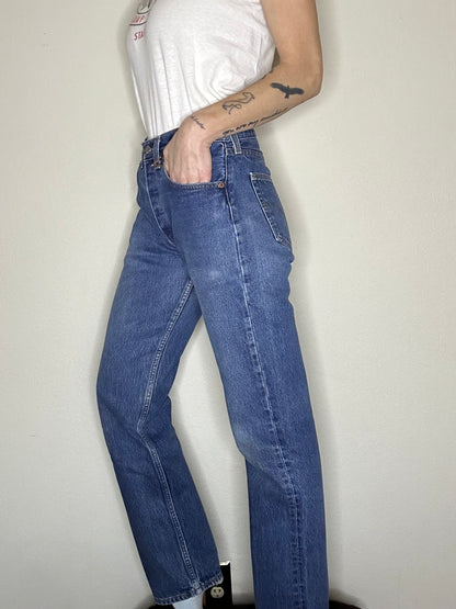 90’s Levi’s 501xx Jeans (Unisex 30x32 / Modern 6)