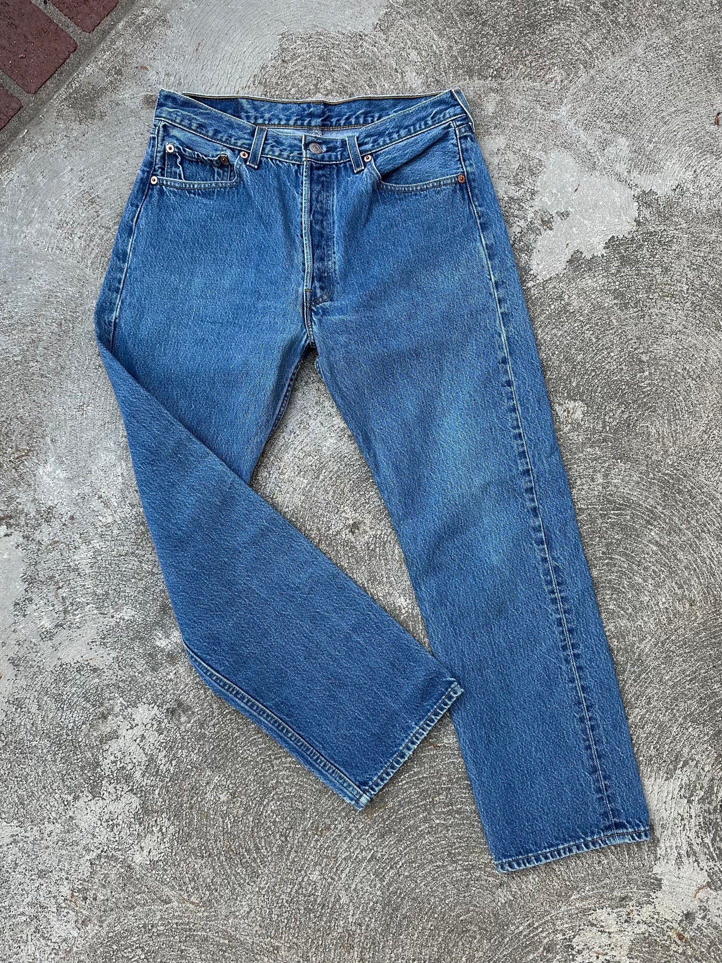 90’s Levi’s 501xx STF Denim Jeans USA (Men’s 31x29 / Women’s 29)