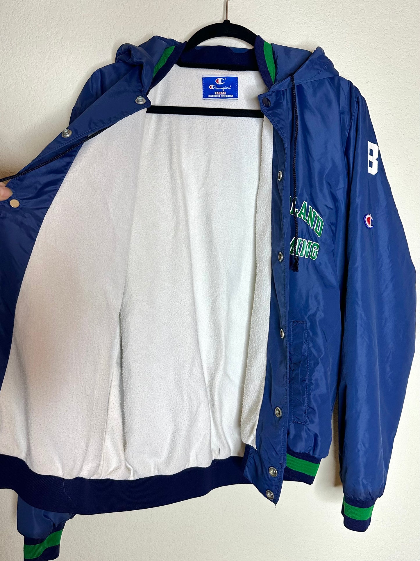 80’s CHAMPION Hooded Insulated Bomber Jacket (Unisex L)