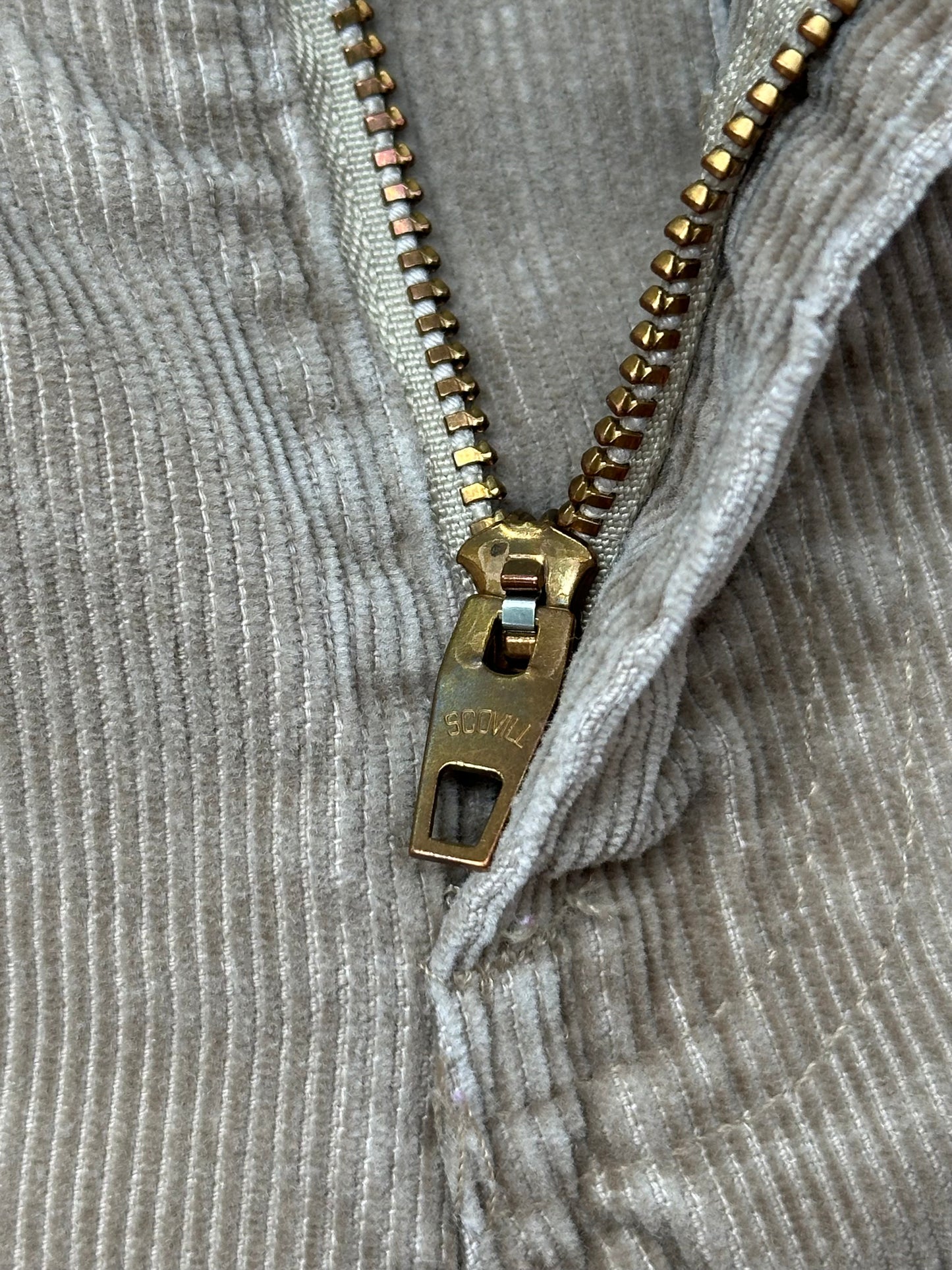 80’s Levi’s 519 “Californian” Corduroy White Tab Pants (Men’s 31/ Women’s 30)
