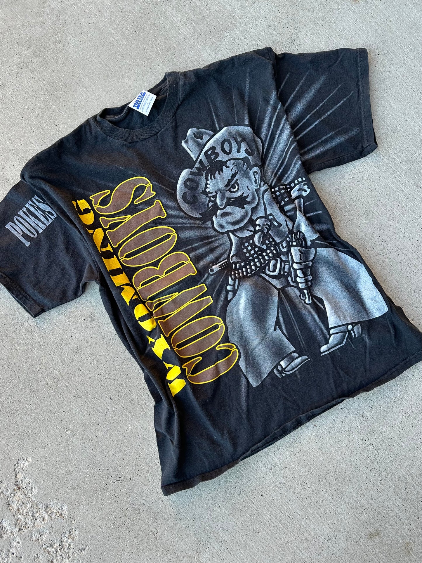Rare 90’s Wyoming Cowboys Pistol Pete AOP Tee (Unisex L/XL)