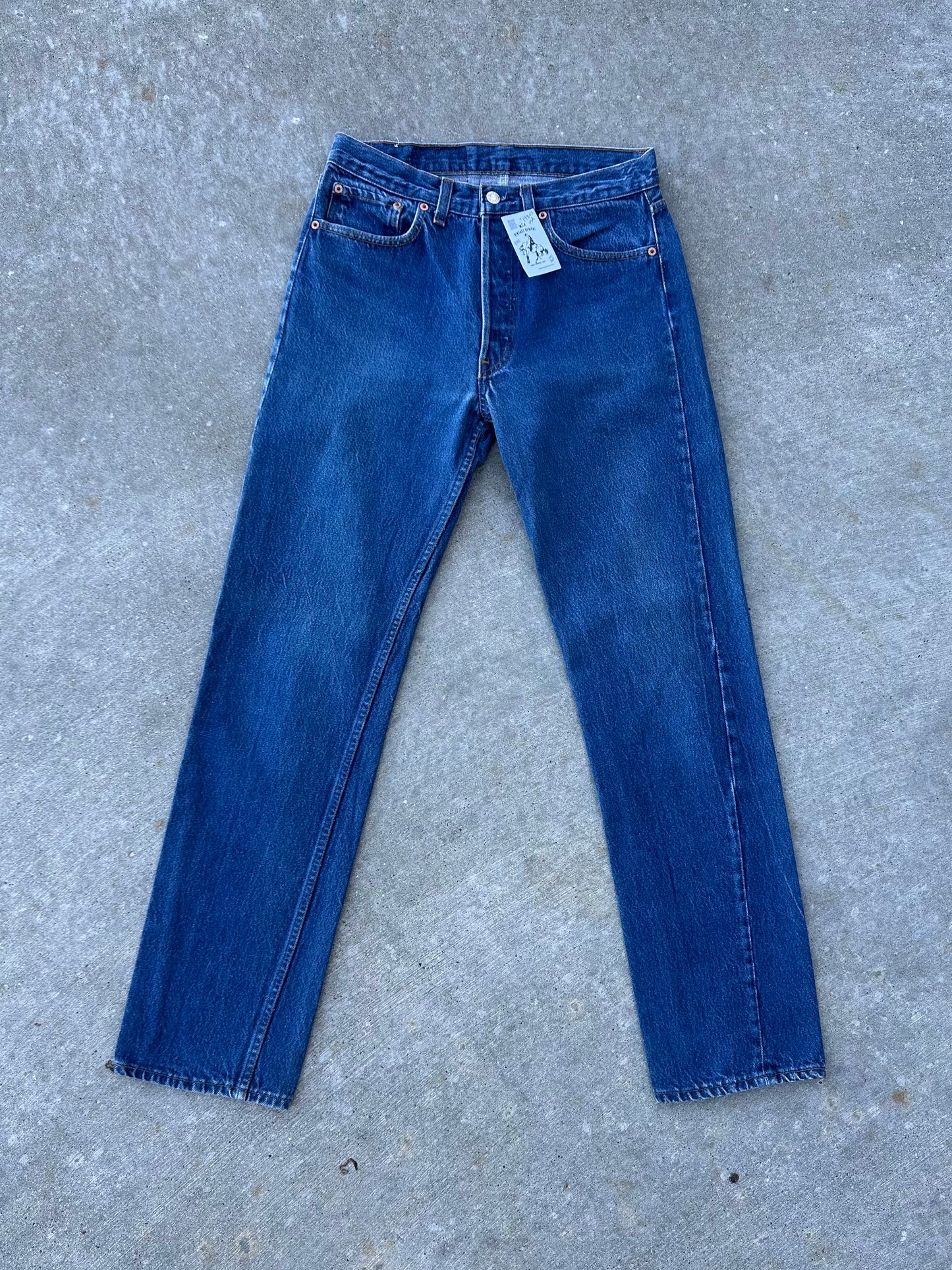 80’s Levi’s 501 Denim Jeans USA (Men’s 30x33 / Women’s 28)