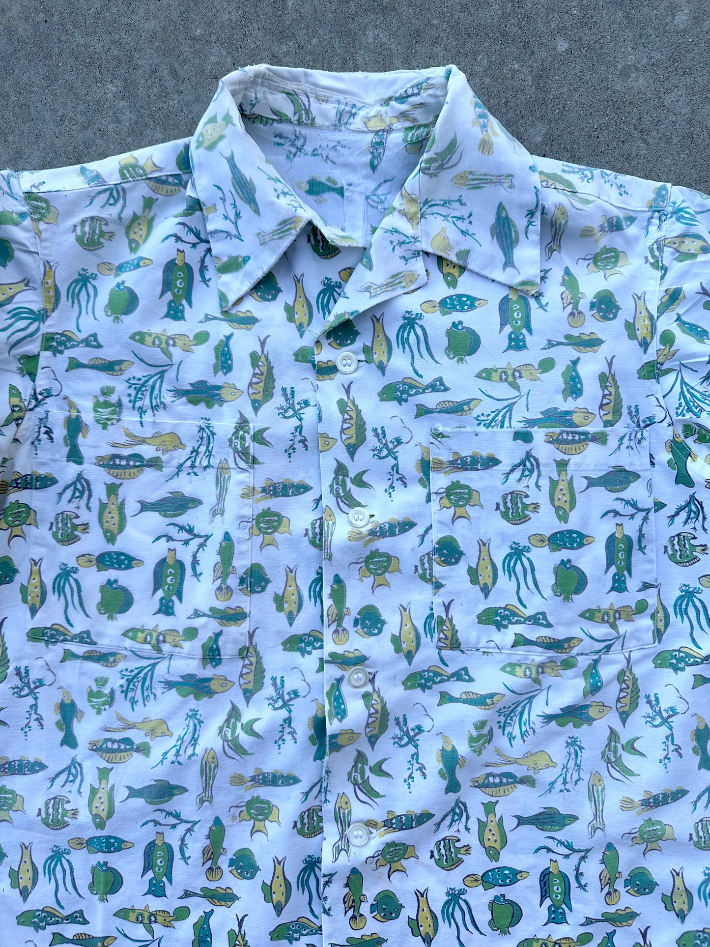 50’s Handmade Fish Printed Cotton Casual Shirt (Unisex S)