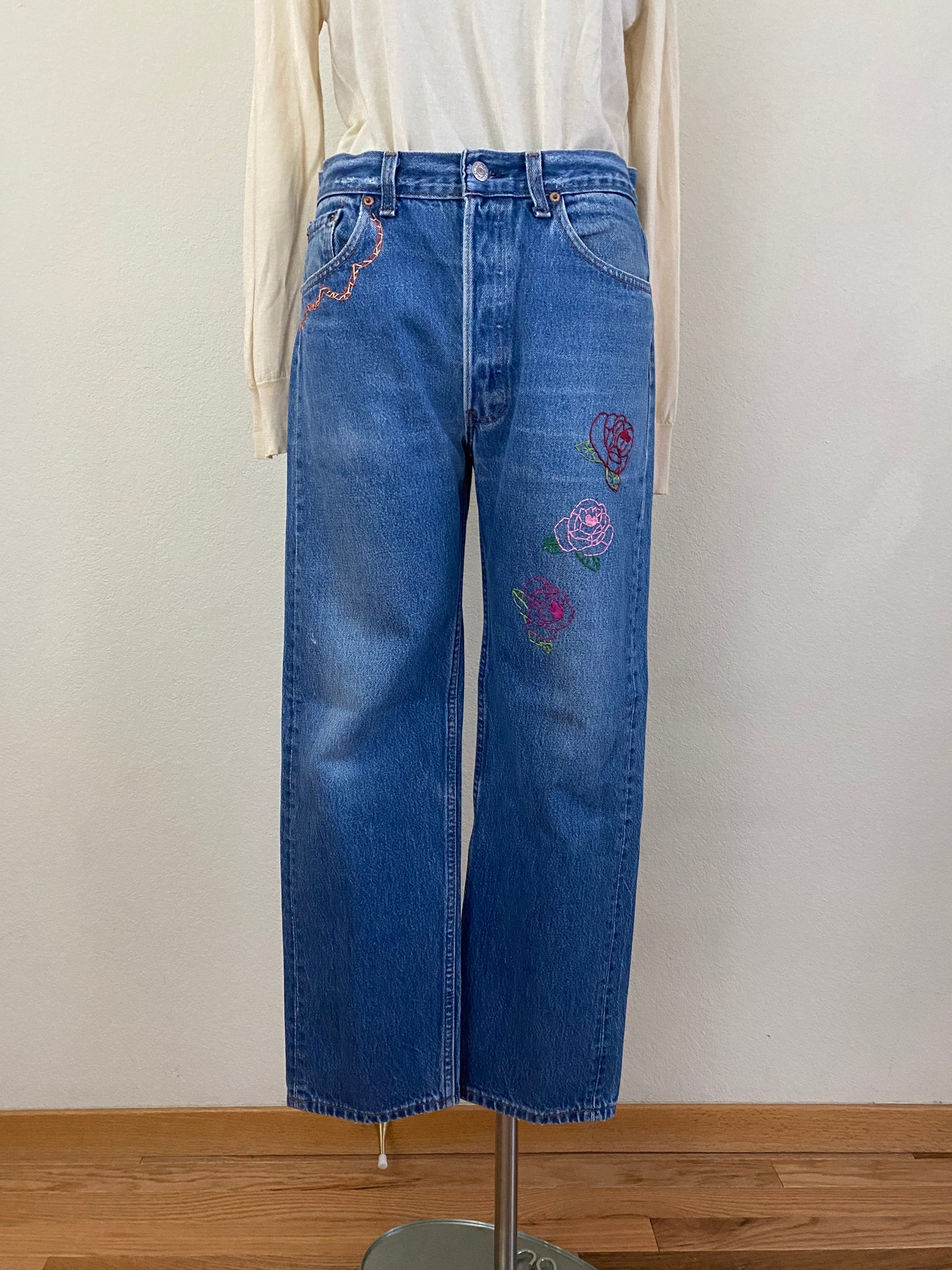 MCA REVIVAL: 80’s Levi’s 501 Hand Embroidered Jeans (32x29 / Modern 10)