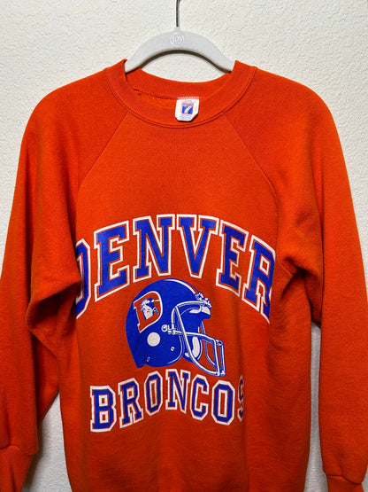 80’s Classic Raglan Denver Broncos Sweatshirt USA (Unisex S)