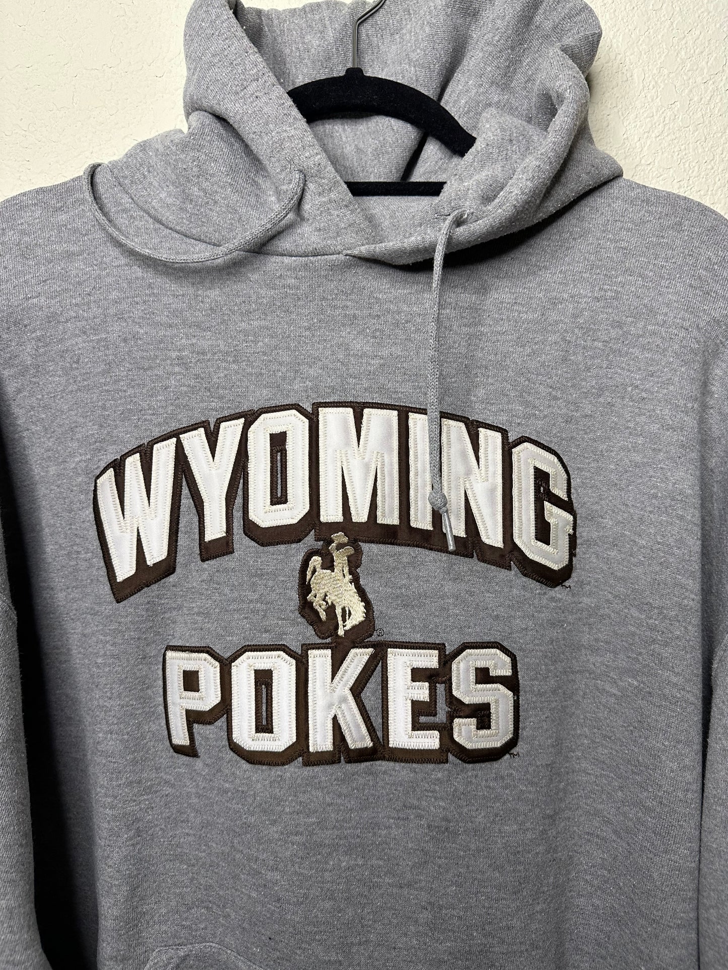 00’s Russell Wyoming Cowboys Patched Lettering Hoodie (Unisex L/XL)