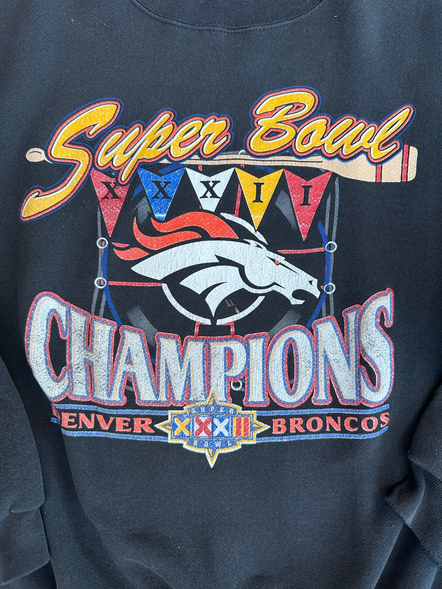 90’s Denver Broncos Super Bowl Champions Oversize Crewneck Sweatshirt (Unisex L)