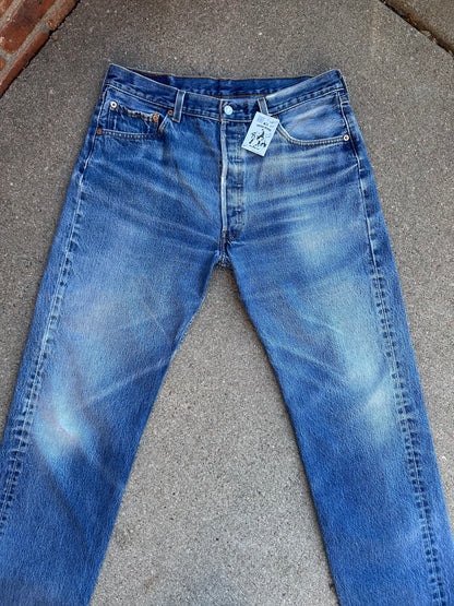 2000 Levi’s 501xx STF Denim Great Fades Jeans (Men’s 34x33 / Women’s 32)