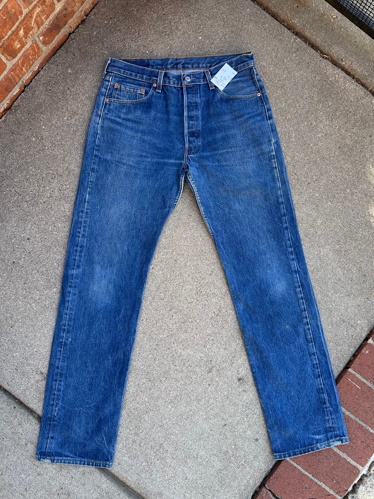 90’s Levi’s 501xx Denim Jeans USA (Men’s 33x34 / Women’s 32)