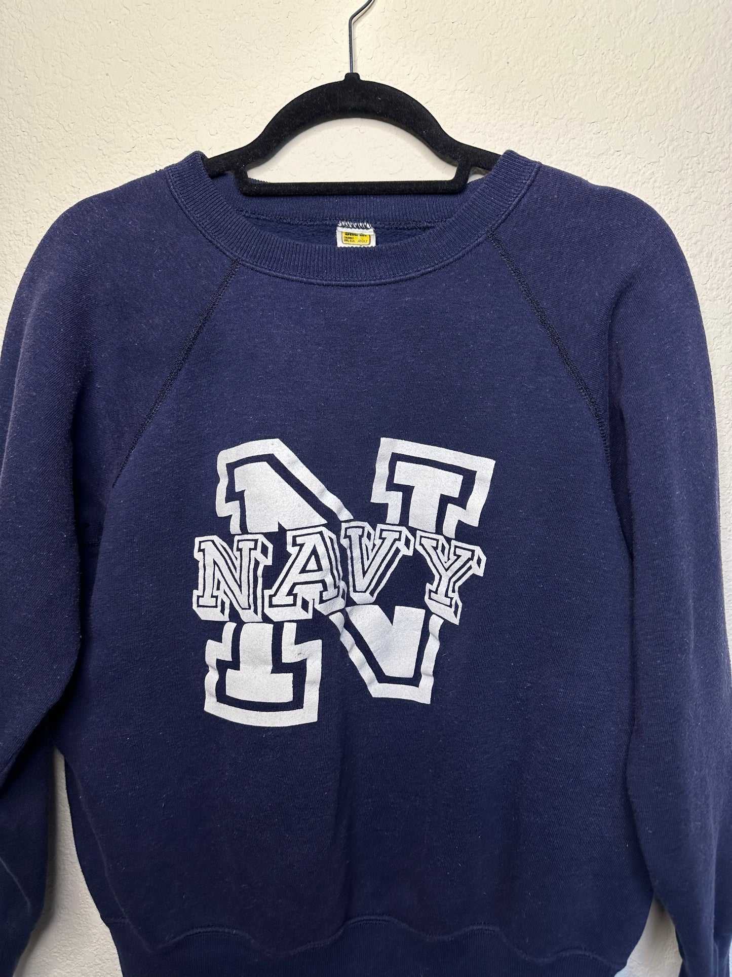 80’s Raglan US Navy Sweatshirt (Women’s S/M)