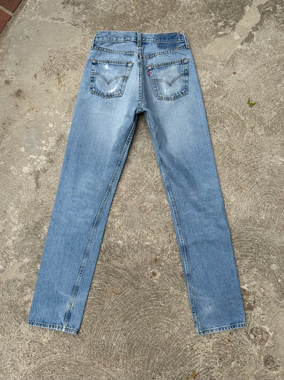 90’s Levi’s 501 Light Wash Distressed Denim Jeans (Men’s 27x34/Women’s 26)