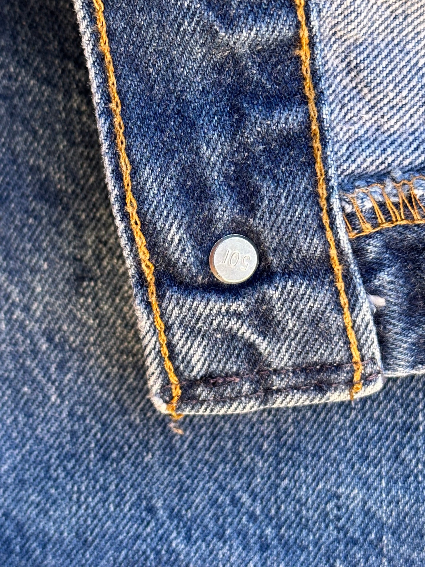 80’s Women’s Levi’s 501xx STF Raw Denim Jeans USA (34x31/ Women’s 32)