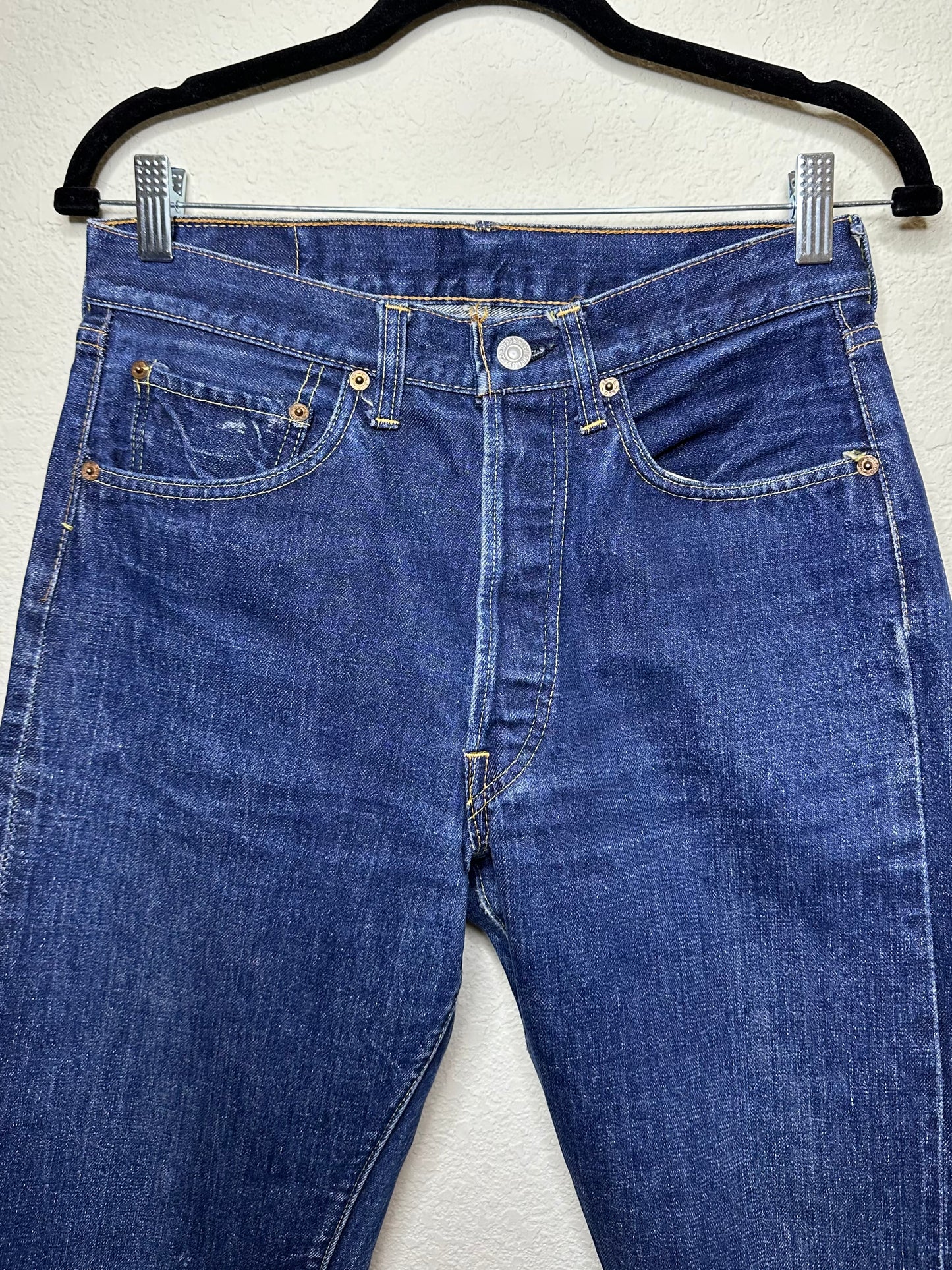 60’s Vintage LEVI’S 501 “BIG E” Selvedge Jeans Button #6 USA - Rare A+ Condition (Men’s 30 / Women’s 28)