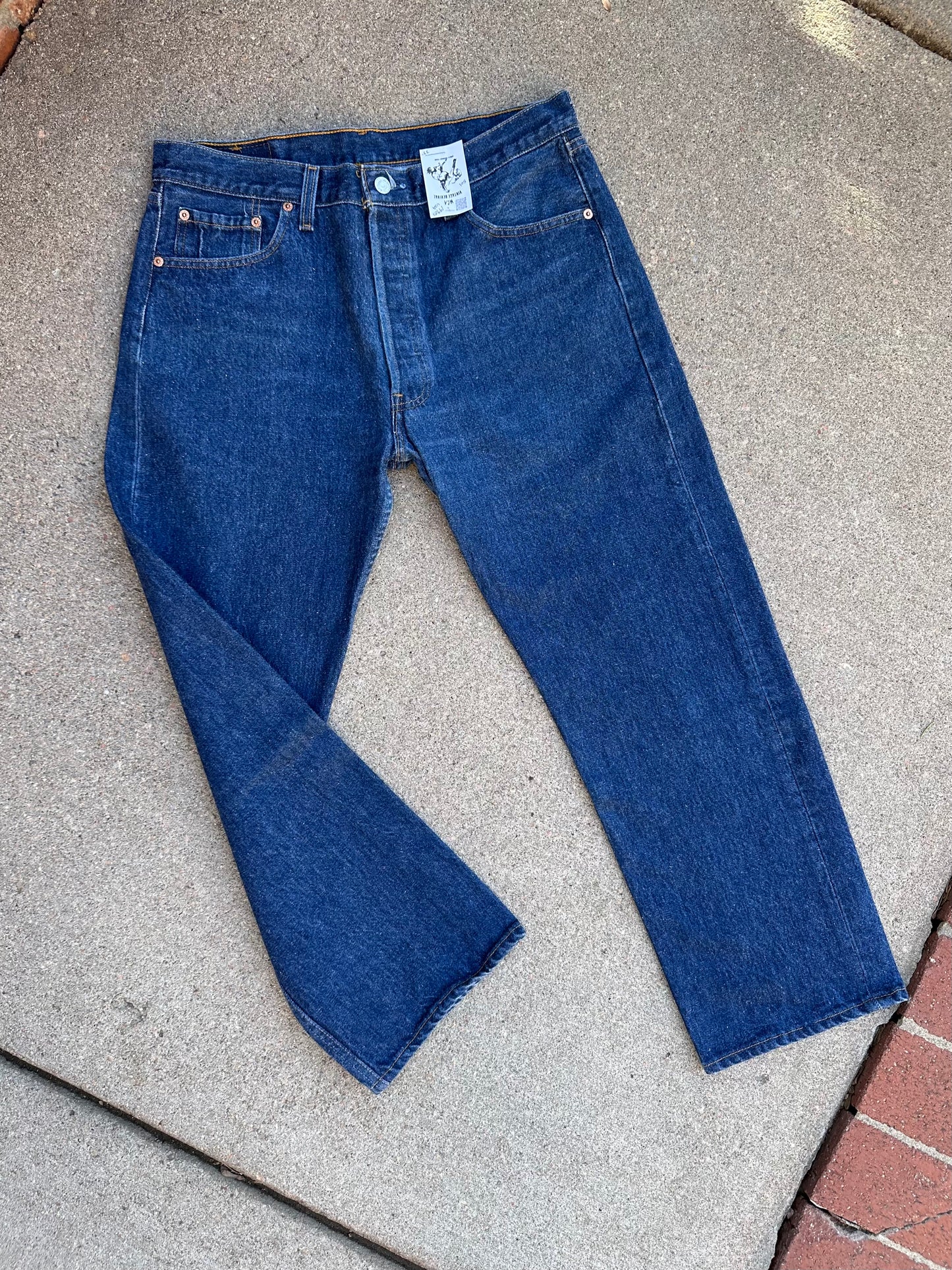 90’s Levi’s 501xx STF Raw Indigo Denim Jeans USA (Men’s 33x28 / Women’s 31)