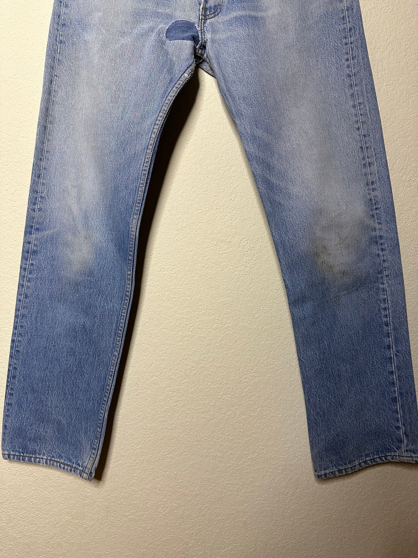 80’s Levi’s 501 USA Patched Jeans (32x31 / Modern 8/10)