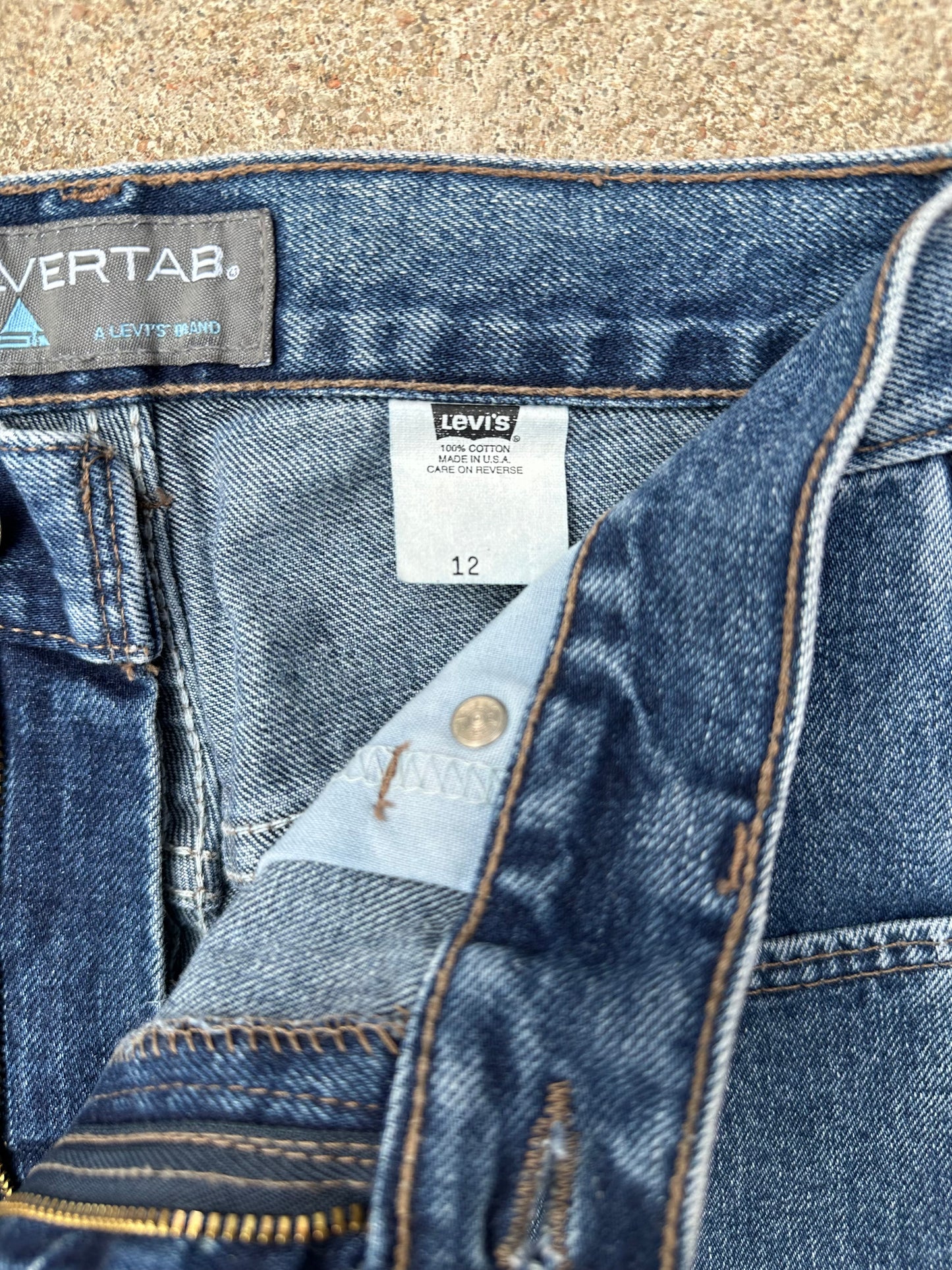 90’s Levi’s Silver Tab 368 Baggy Crop Women Jeans (26x26)