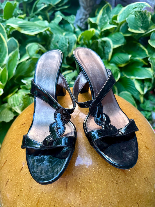 Vintage Ferragamo Braided Patent Leather Block Heel Sandals (8/8.5)