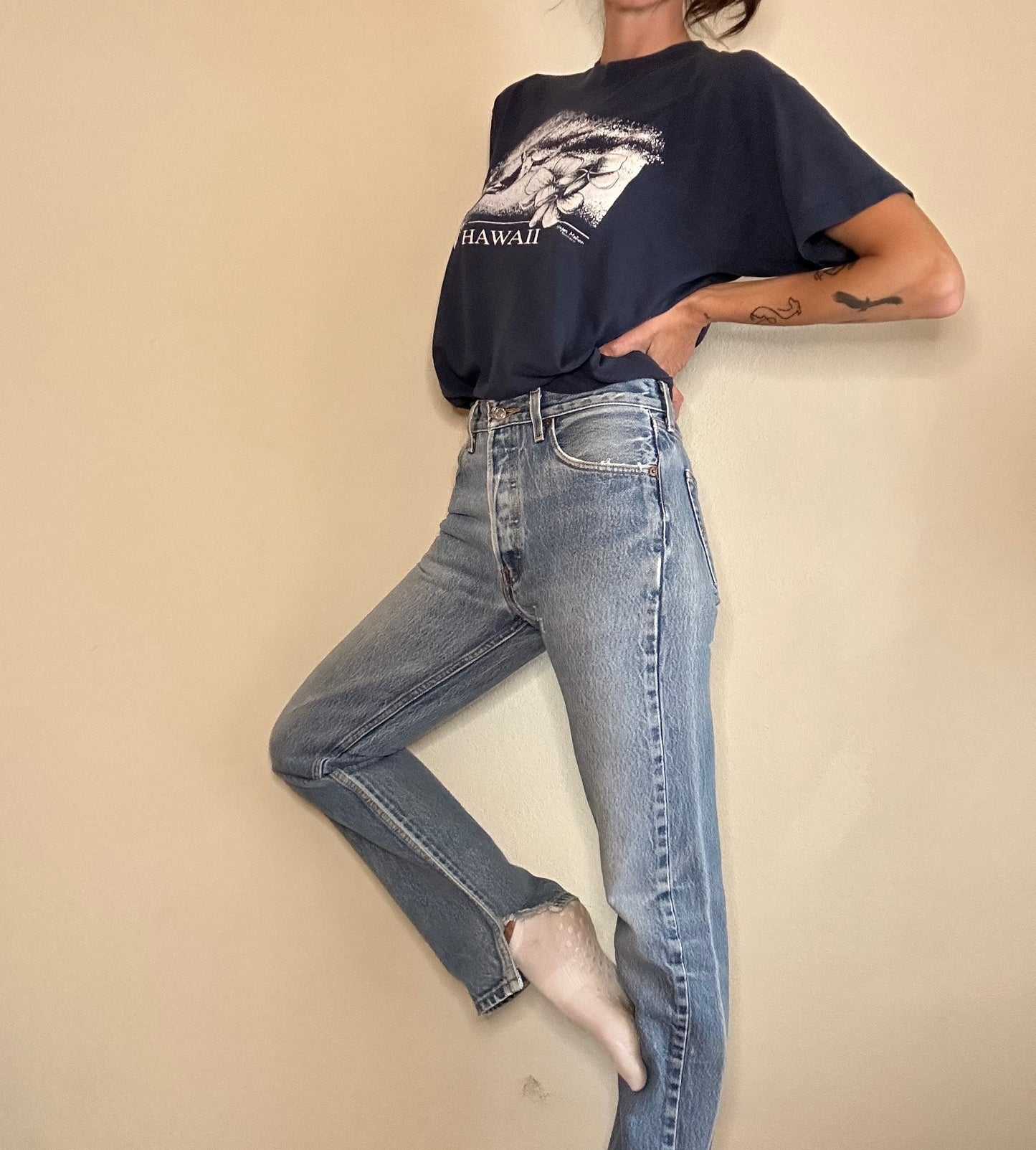 Y2K LEVI’S 501 JEANS (Modern 2/4)