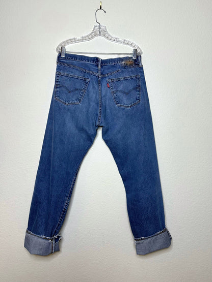 80’s Redline Levi’s 501 Selvedge Heavily Distressed Jeans (34x32 / Modern 10/12)