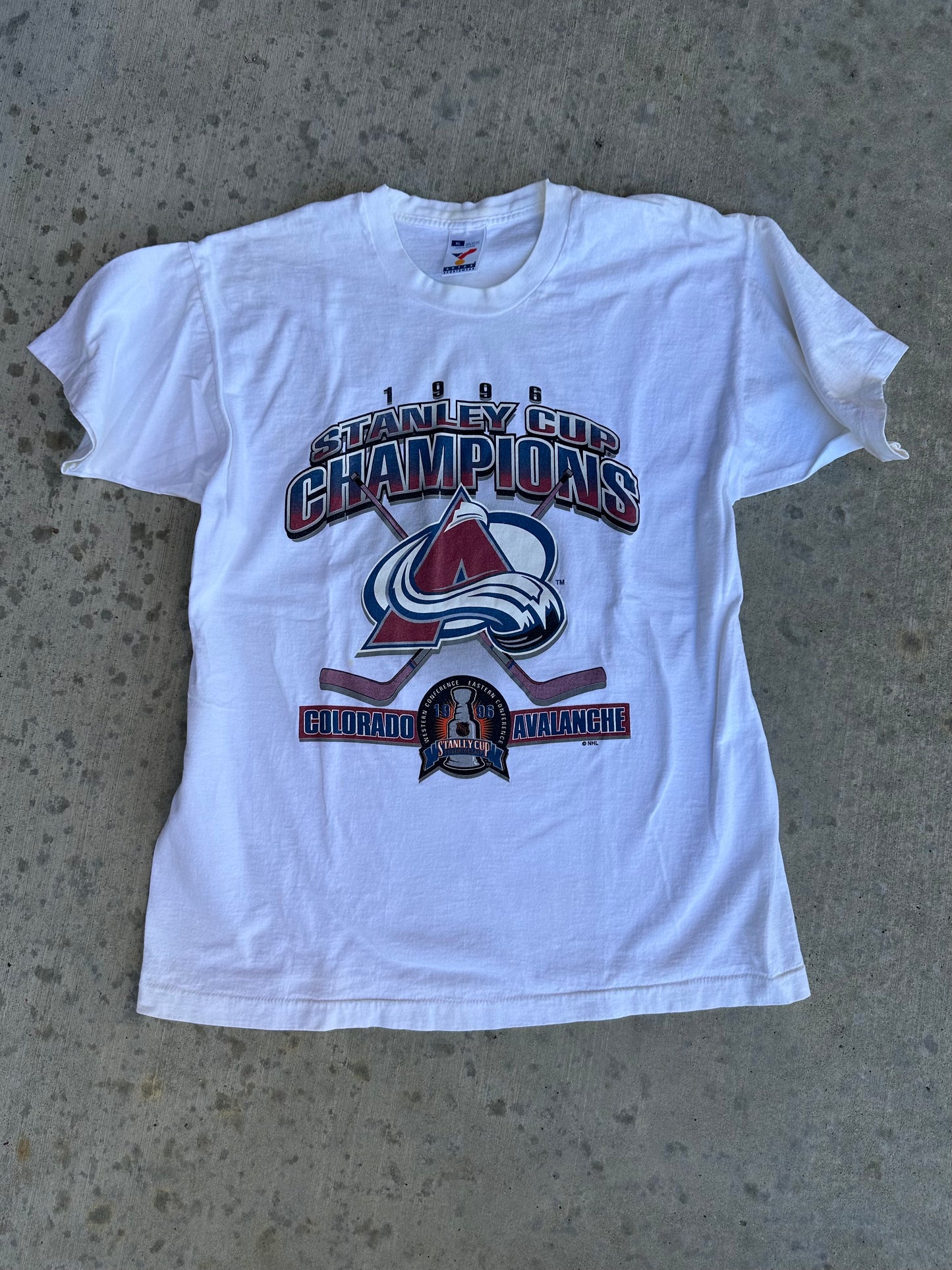 90’s Colorado Avalanche Single Stitch Tee (Unisex L/XL)