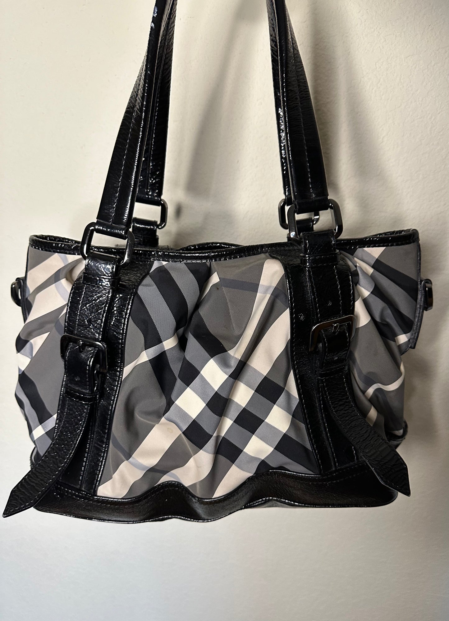 Y2K Burberry Beat Check Medium Tote Bag