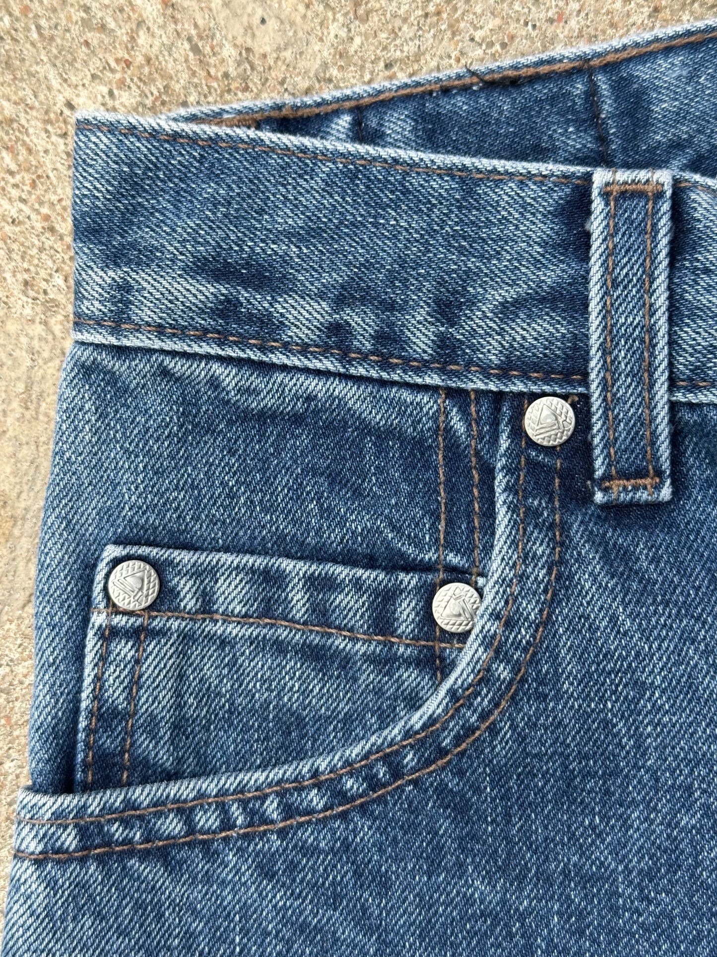 90’s Levi’s Silver Tab 368 Baggy Crop Women Jeans (26x26)